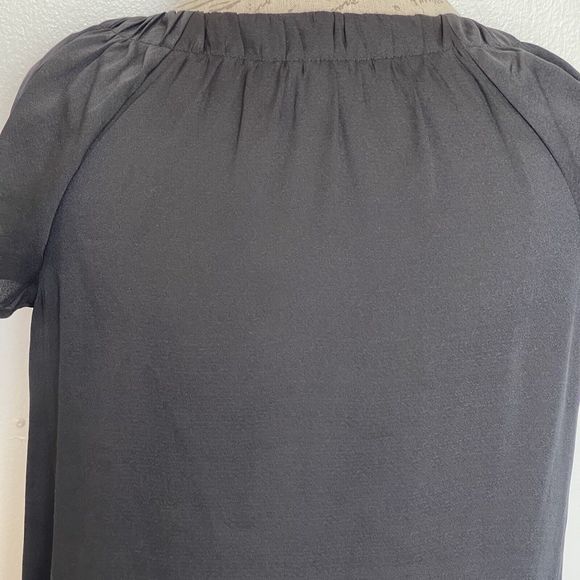 Loft Womens Blouse Size XS Black Split Neck Tied Short Sleeve Pleated Pullover - Picture 5 of 12